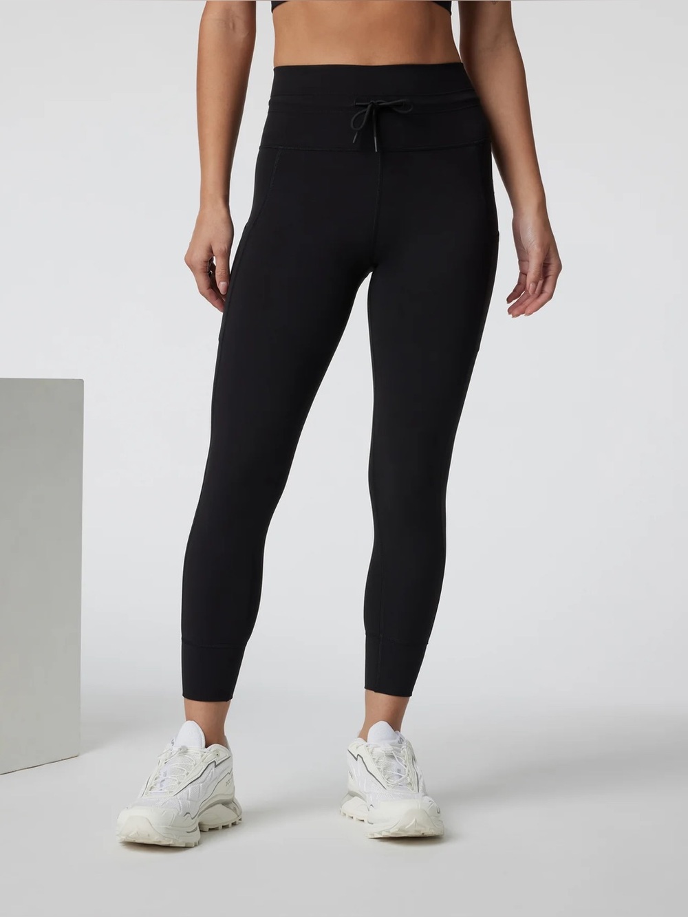 Vuori Daily Pocket Legging black size Large